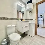 Torres De Yomely -y3a Apartment *